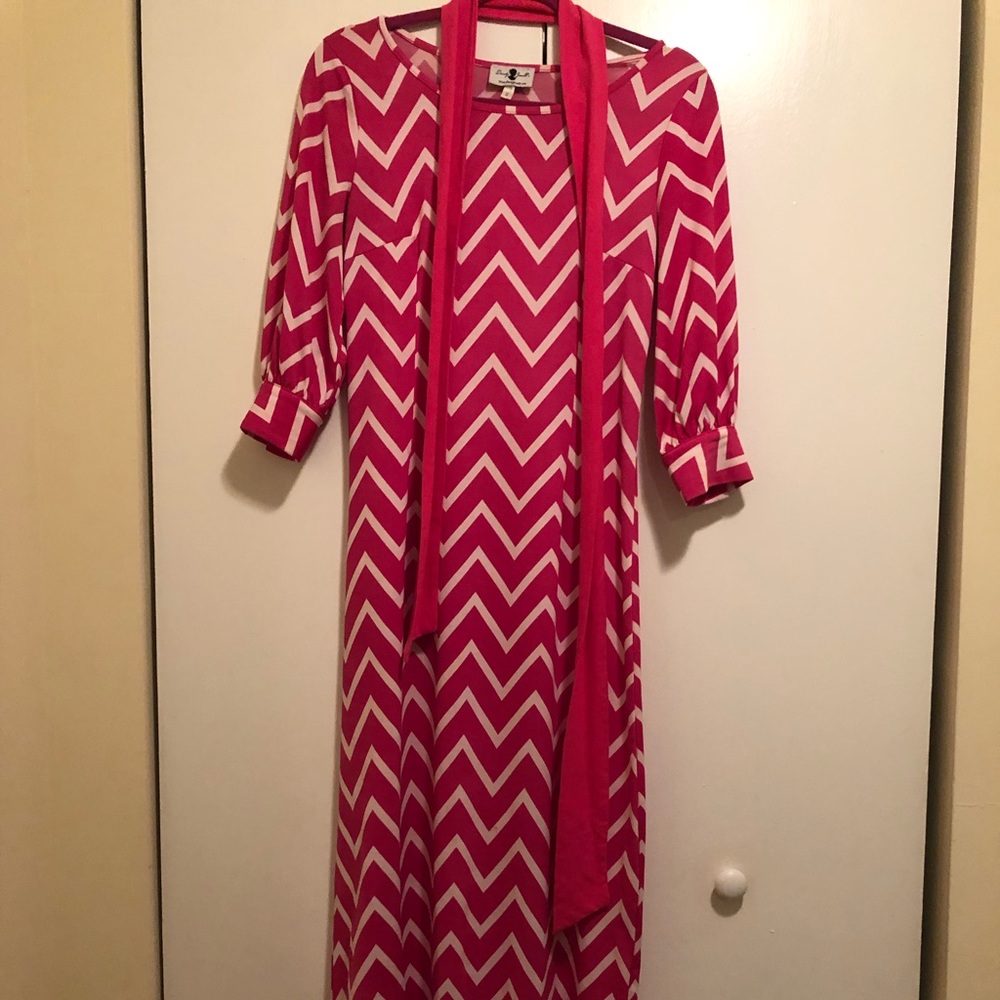 Pink and white chevron Dainty Jewels maxi dress.